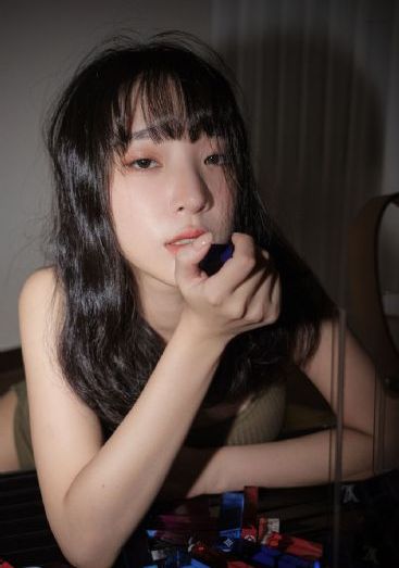 日本脱了乳罩让男人吃奶_BD国语在线播放