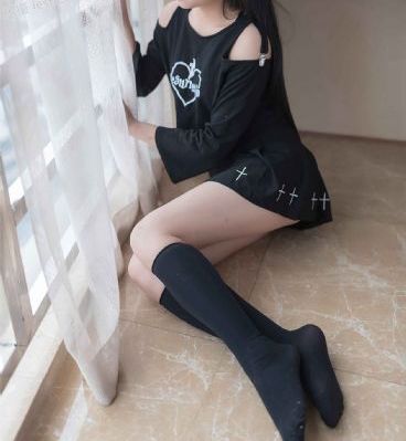 国产成人精品曰本亚洲77美色_BD韩语在线观看