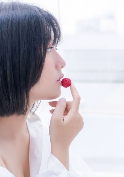 伊伊人成亚洲综合人网_720电视剧在线观看