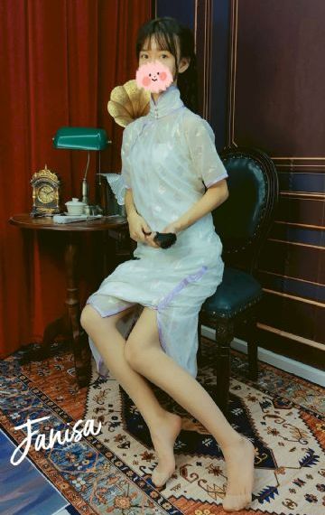 亚洲欧美偷拍综合网_国产精品视频