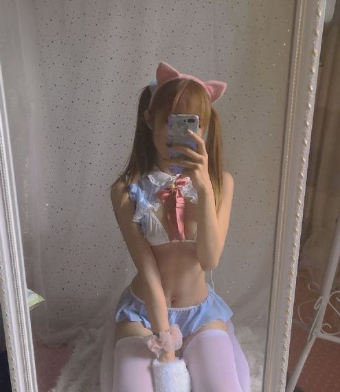 ass日本美妇老师pics_BD英语免费在线观看