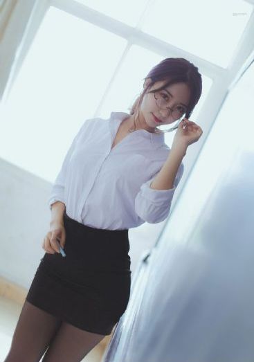 人妻内射一区二区在线视频_无删减在线播放