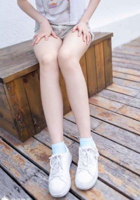 和日本免费不卡在线v_高清完整版免费在线观看
