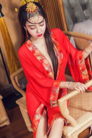 国产亚洲精品久久久久久电影_1080超清免费观看