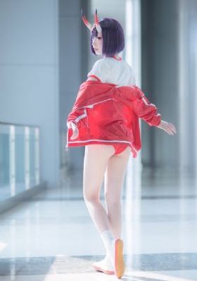 日本中文字幕一区二区_免费观看